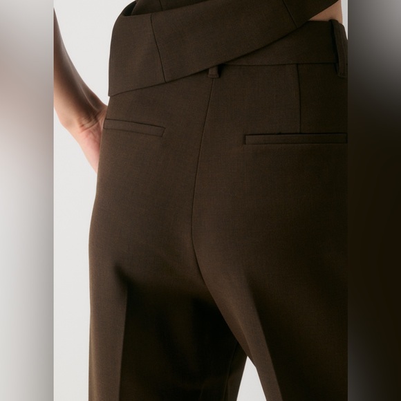 NWT - Aritzia The Effortless Pant - (Re)ssential - Heather Rich Cocoa - Size 6 - Picture 6 of 10